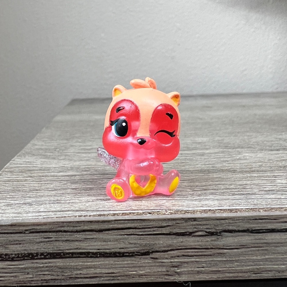 4/$10 Hatchimals CollEGGtibles Squirrlily Pink Season 4 Forest Figure Cake Top